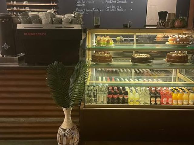 Lolfa Cafe Llandeilo - Lolfa Cafés Carmarthenshire